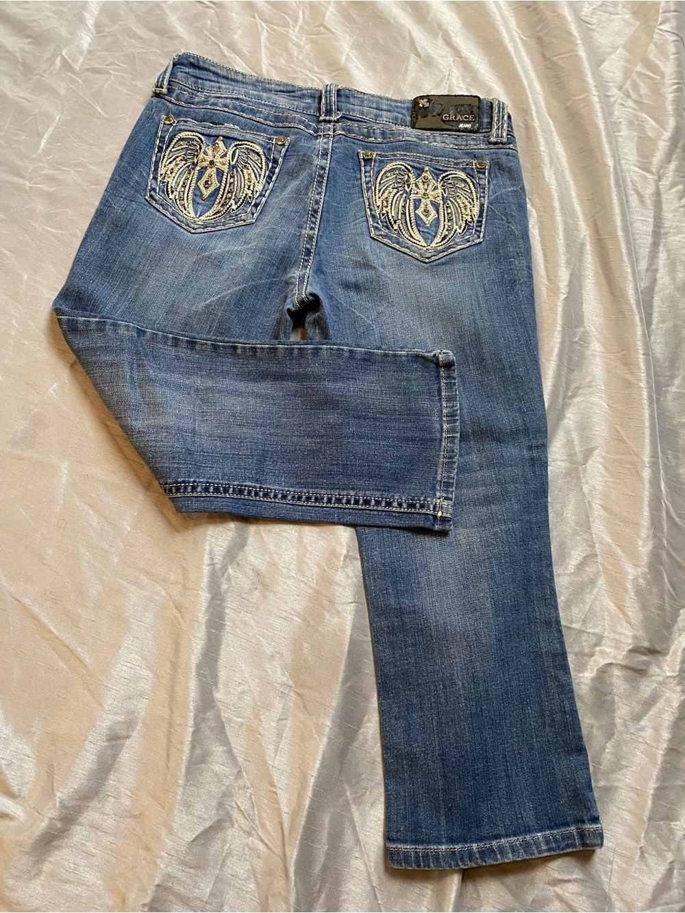 Grace in LA Blue Jean Capris with Bedazzled Angel Wing Pockets
